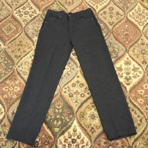 GLORIA Vanderbilt Women’s Gray Slacks Size 10 straight leg Stretchy and Soft